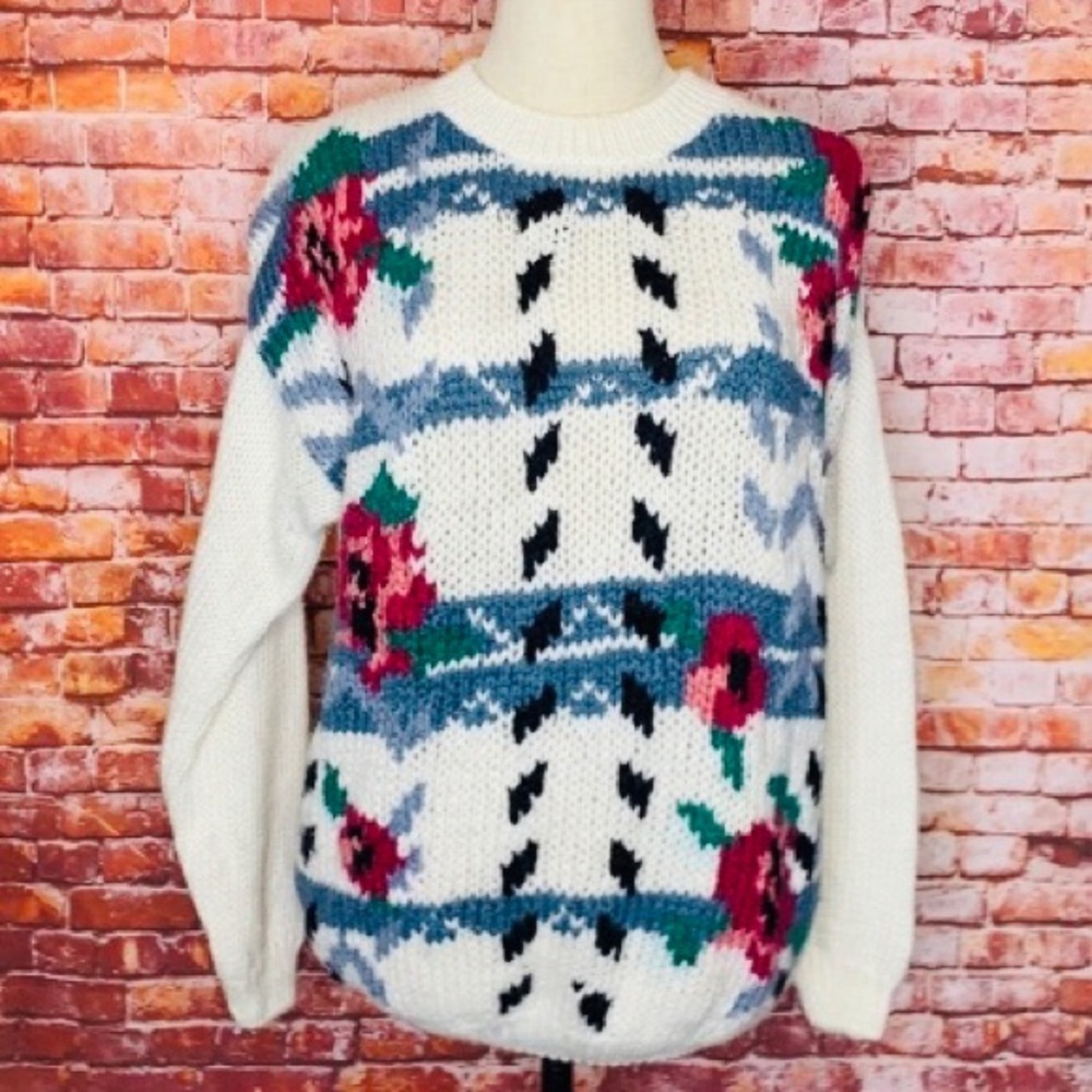 Vintage Y2K Needles & Yarn Chunky Knit Floral Pullover Crewneck Sweater - Picture 2 of 9